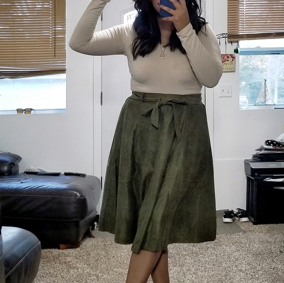 SWEETEST THING OLIVE GREEN MIDI SKIRT - Picture 12 of 16